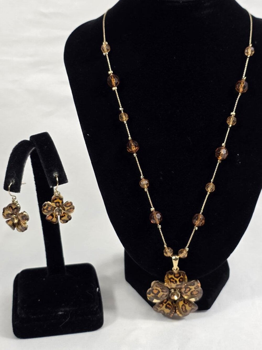 Gold-Tone Jewelry Brown & Black Leopard Print Flower Pendant & Earrings
